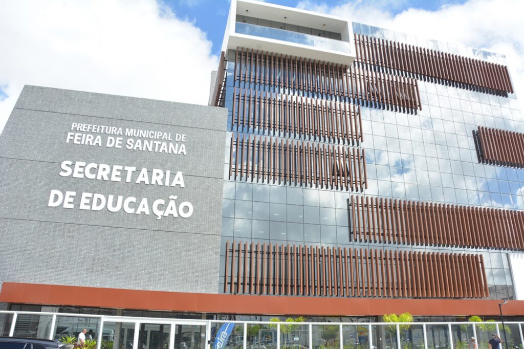 Prefeitura de Feira abre inscrições para concurso de professores nesta segunda