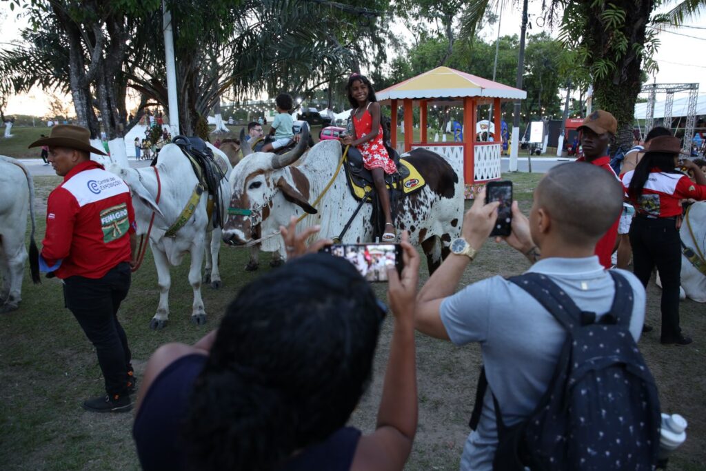 Fenagro 2025 é aberta em Salvador com expectativa de 200 mil visitantes, até domingo (7)