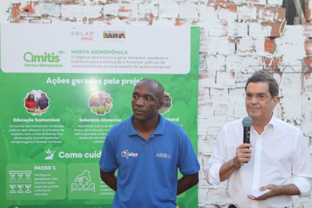 Governo da Bahia e Coca-Cola inauguram horta hidropônica sustentável em Feira de Santana