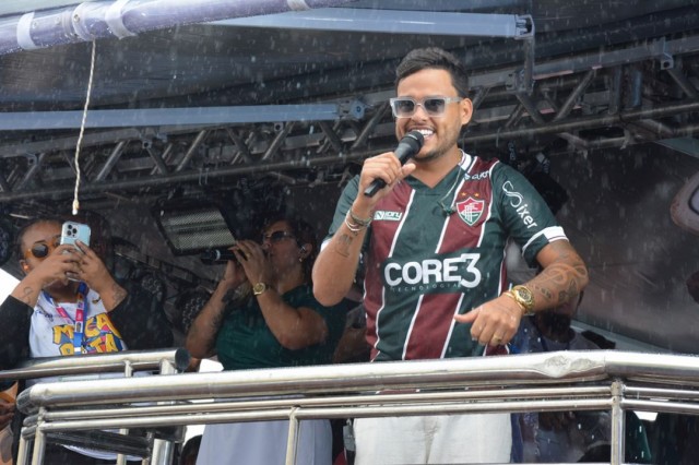 ‘O Arrastão não é de Thiago Aquino, é de todos’, diz artista após oficialização do evento