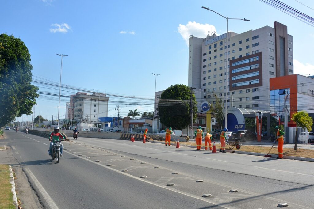 Ciclistas reforçam pedido por ciclovia na Maria Quitéria, entre Palace Hotel e Fraga Maia