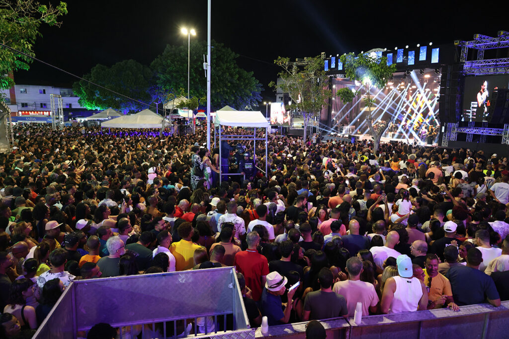 Natal Encantado reúne cerca de 64 mil pessoas e bate recorde histórico de público