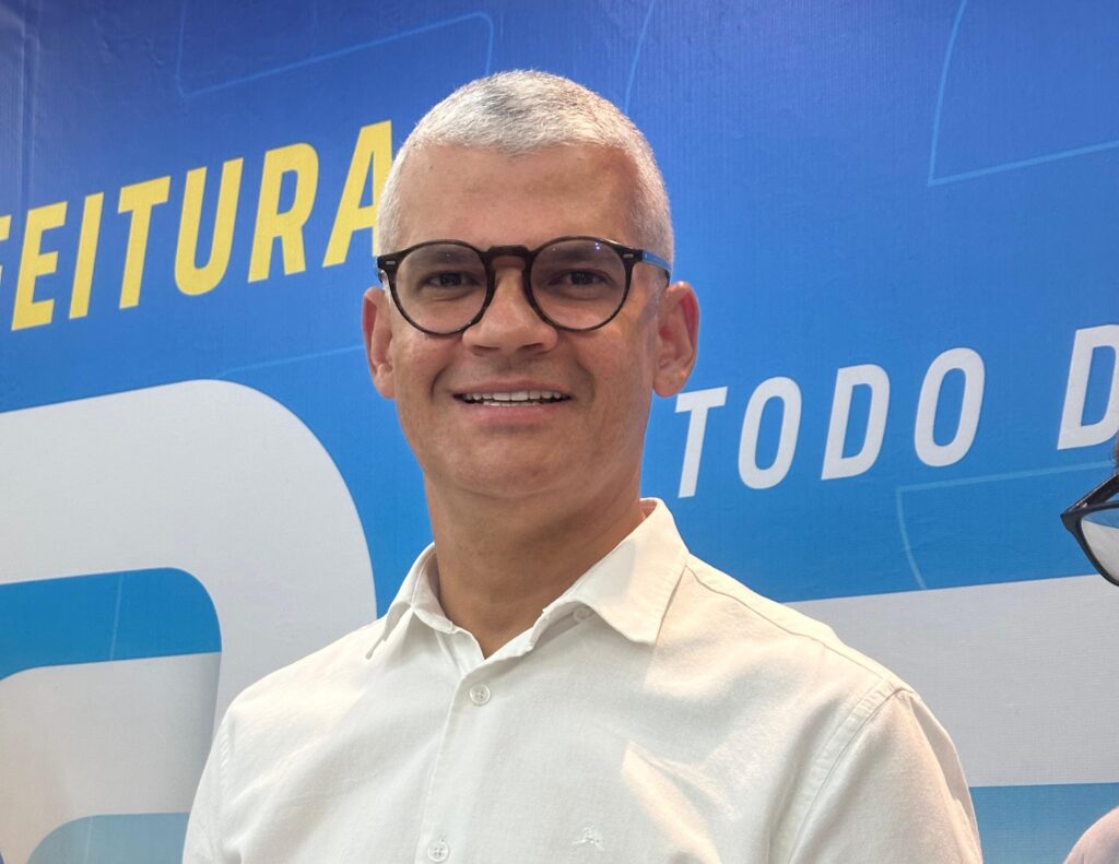 Prefeitura de Feira homologa contrato de R$ 5,17 milhões para novo Sistema Integrado de Gestão Educacional