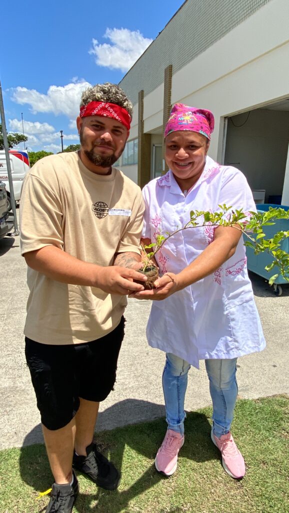 Ex-paciente oncológico do HEC de Feira de Santana celebra nascimento do primeiro filho e batiza criança em homenagem ao hospital