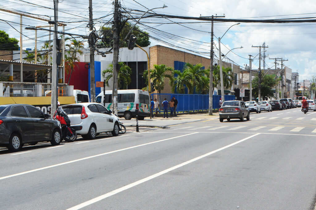 SMT inicia novo projeto de sinalização viária em Feira de Santana