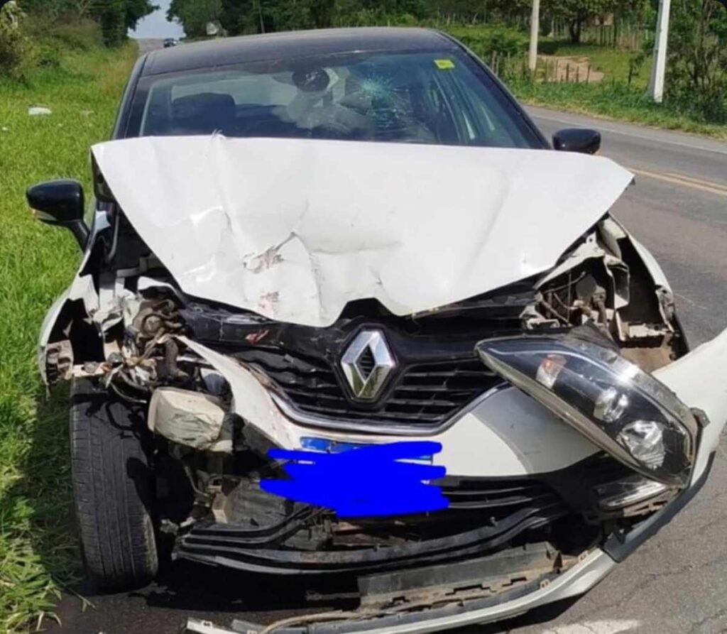 Integrantes da Banda Recomeçar, de Feira de Santana, sofrem acidente na BR-242: ‘Foi um livramento de Deus’