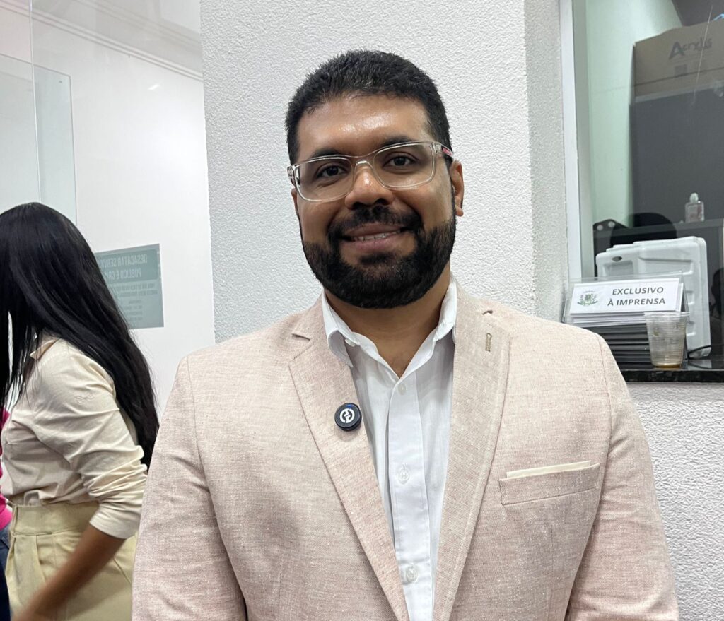 Secretário de Saúde confirma licitação do Hospital Municipal de Feira para março