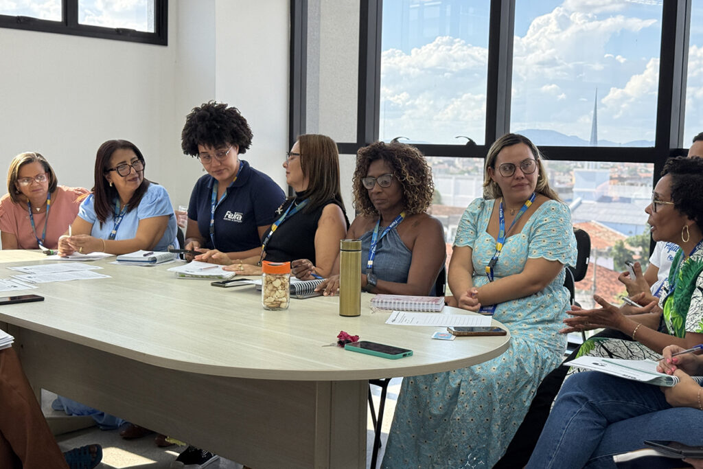 Feira de Santana inicia implantação de protocolo de enfrentamento antirracista nas escolas da rede municipal