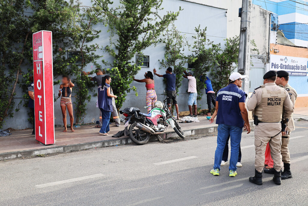 Forças de segurança realizam nova operação no entorno da rodoviária de Feira