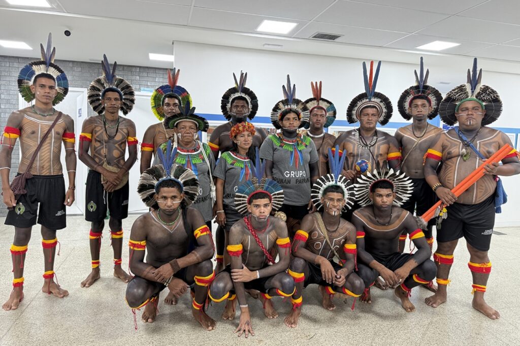 Exposição e apresentação cultural marcam início do mês dos Povos Indígenas em Feira