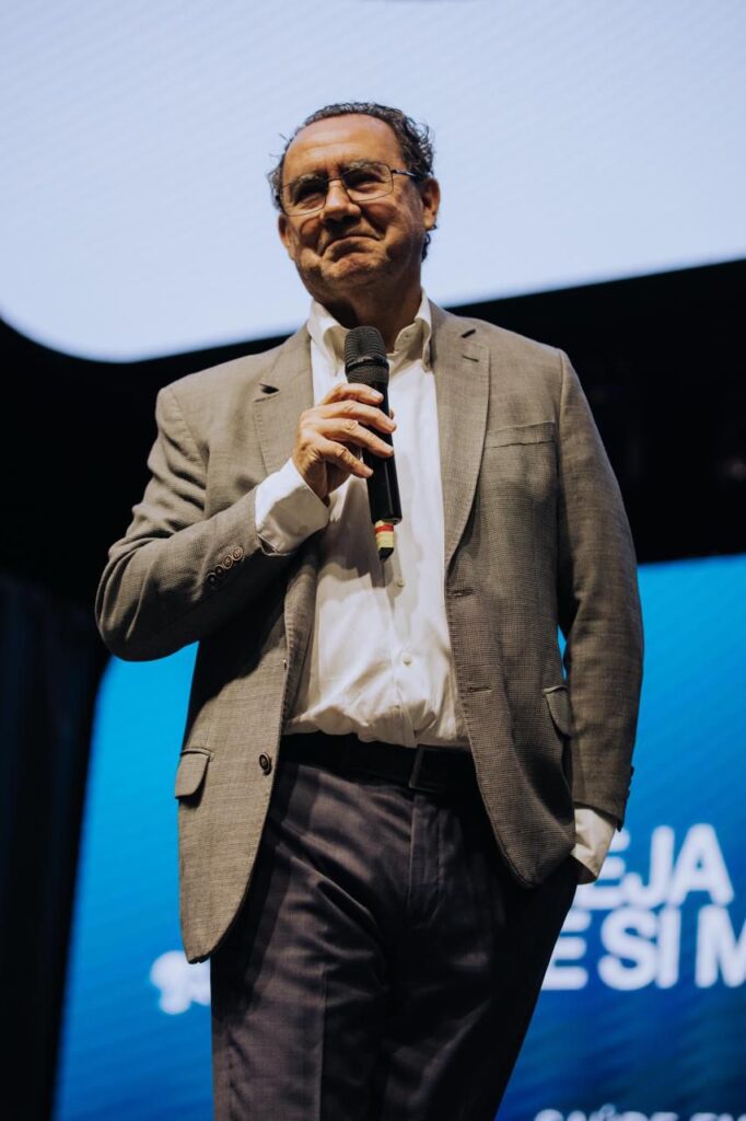 Pré-candidato à Presidência da República, Augusto Cury cumpre agenda na Bahia neste domingo (3)