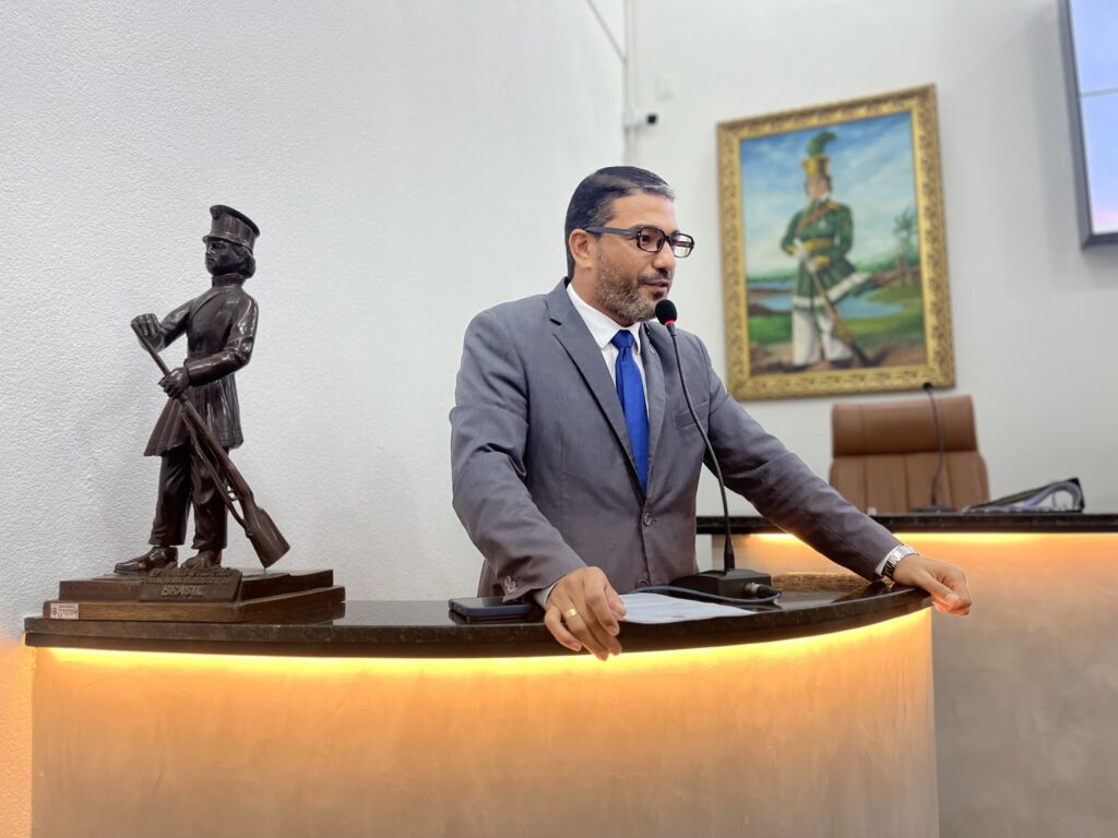 Intervenção para construção de creche é iniciada na região do CASEB, informa vereador