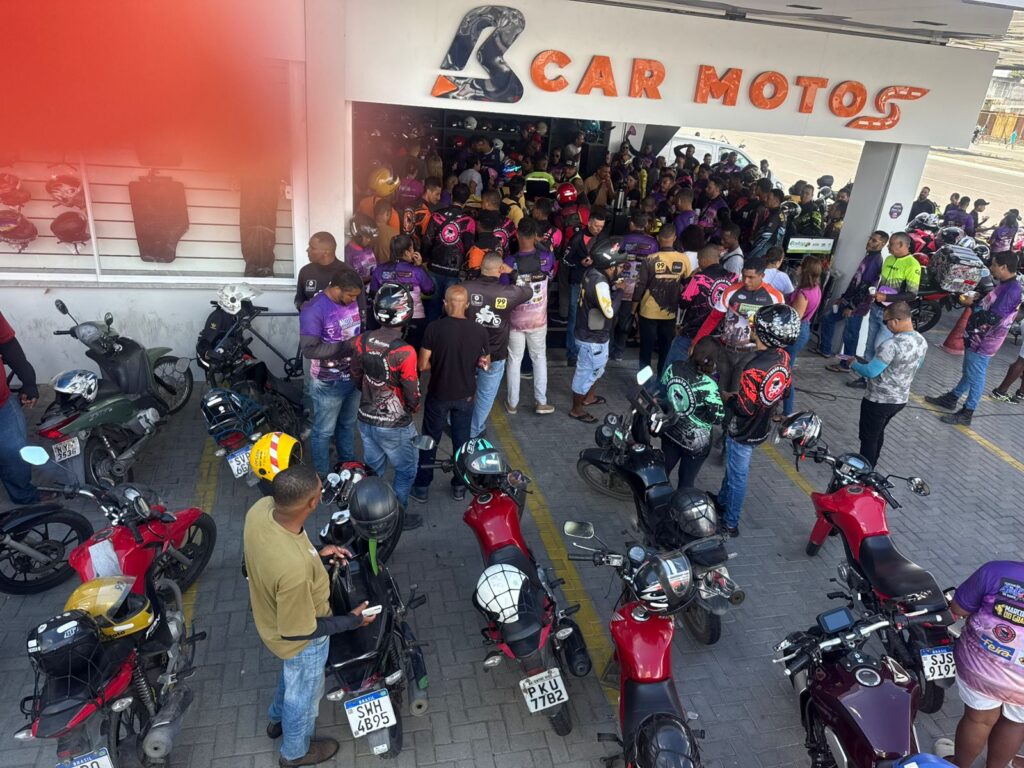 1ª Motociata Contra a Violência às Mulheres tem forte adesão de motoubers e mobiliza Feira de Santana