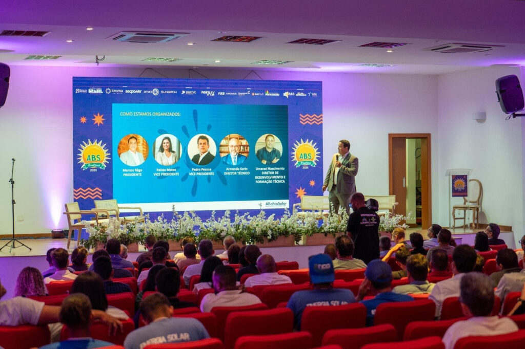 Evento em Feira de Santana reúne principais especialistas e empresas do setor de energia solar para fortalecer cadeia produtiva na Bahia