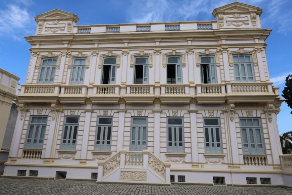 Prefeitura de Feira decreta ponto facultativo após o feriado de Corpus Christi