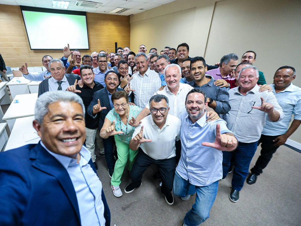14 prefeitos do Norte da Bahia reafirmam apoio a Jerônimo Rodrigues