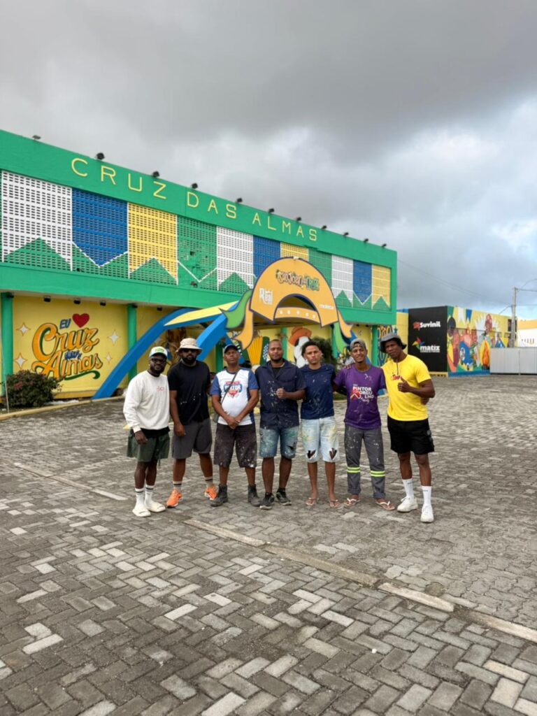 Estação de Cruz das Almas ganha nova intervenção artística inspirada na Copa do Mundo para o São João 2026