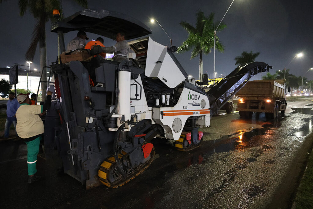 Seinfra inicia obras para recuperação asfáltica da Avenida Presidente Dutra