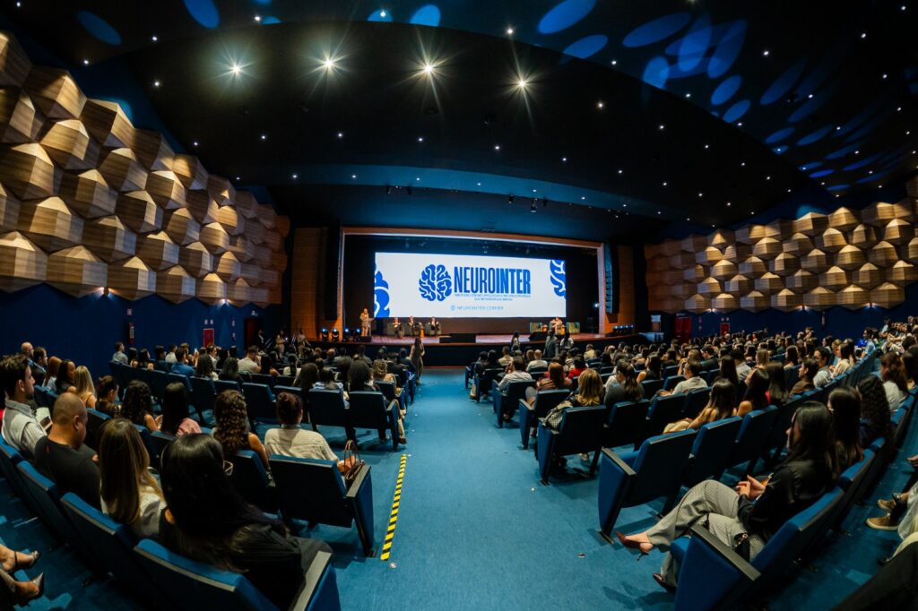 NeuroInter reúne cerca de 700 participantes no Centro de Convenções de Feira de Santana e marca novo capítulo da neurologia no interior da Bahia