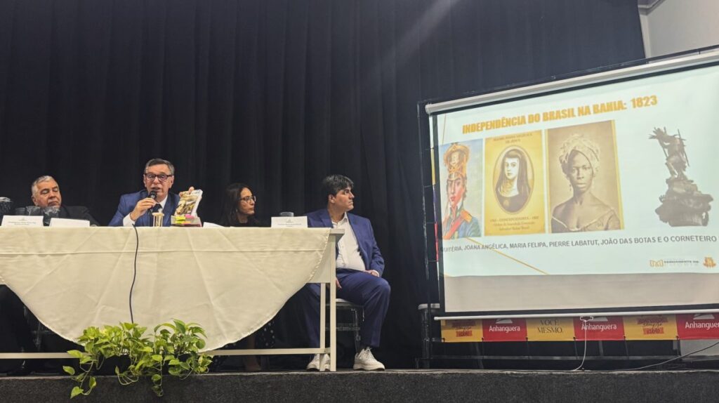 TJBA promove palestra sobre Constituição e democracia em Feira de Santana