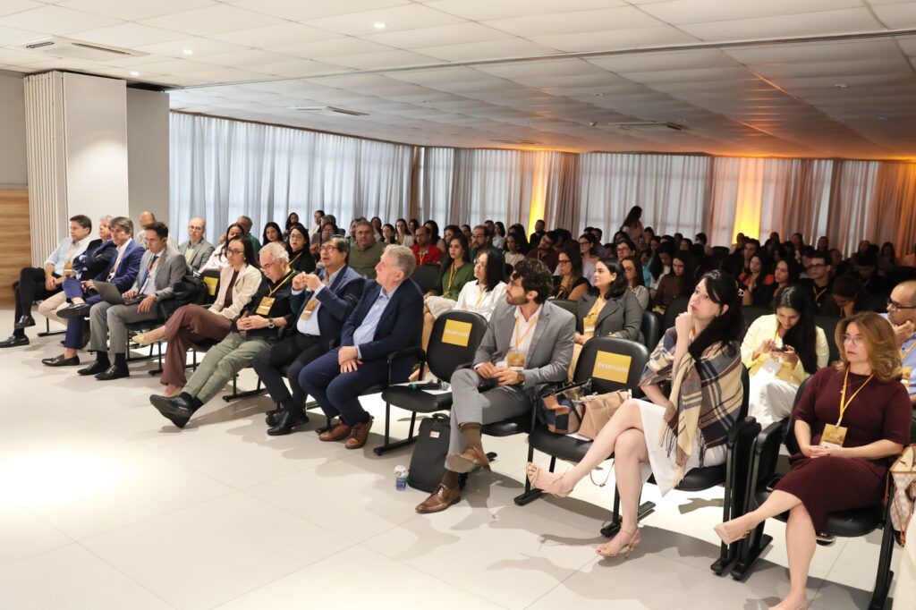 Evento realizado em Feira de Santana transforma atualização científica em espaço de debate e troca de experiências sobre o aparelho digestivo 