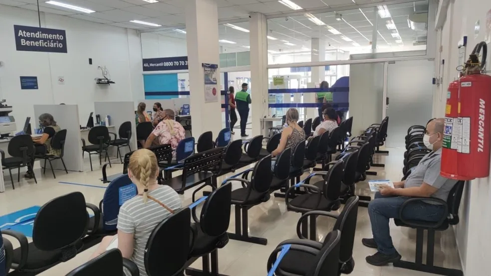 Bancários paralisam atividades por 24 horas e agências de Feira de Santana não abrem na quinta