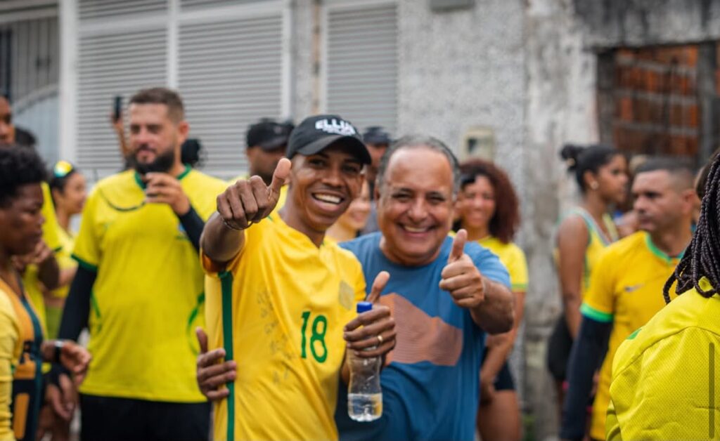 Zé Chico inicia campanha a deputado federal com corrida na Rua Nova e jingle que aposta na dobradinha com José Ronaldo