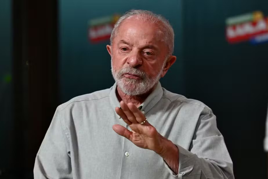 Na reta final do segundo turno, Lula propõe perdão de dívidas e aumento do teto do MEI para R$ 140 mil