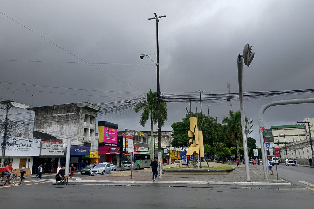Alerta amarelo: Feira pode ter chuva de 50 mm e ventos de até 60 km/h, segundo Inmet